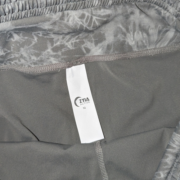 ZYIA Active Sage Hendrix Cinched Waistband Pocket Luxe Hi-Rise 7/8 Women's 12 - Picture 8 of 9